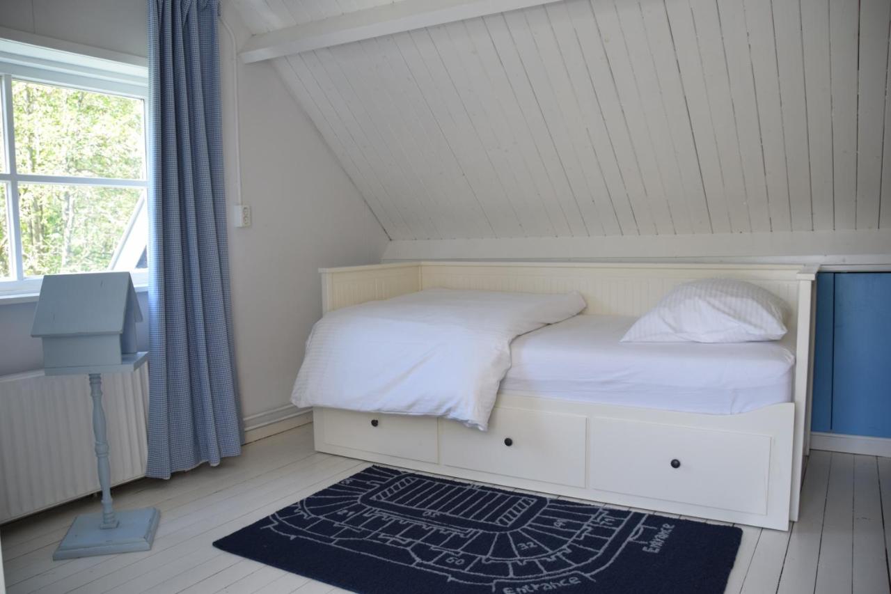 Cottage Duinroos - Dune Rose โอสท์วอร์เนอ ภายนอก รูปภาพ