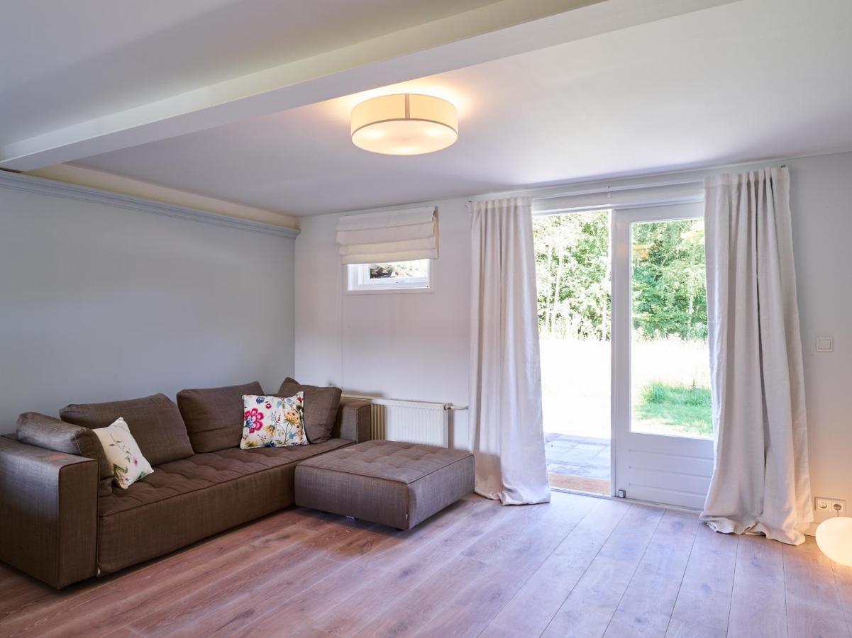 Cottage Duinroos - Dune Rose โอสท์วอร์เนอ ภายนอก รูปภาพ
